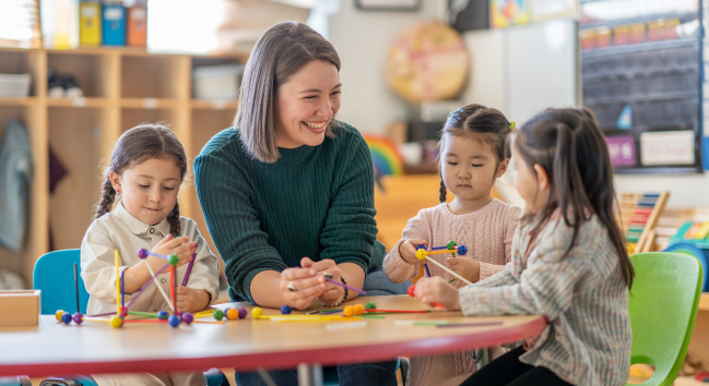 幼教老師與學生