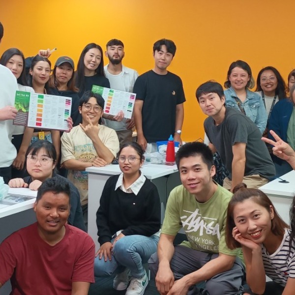 ih-students2 ih-students2