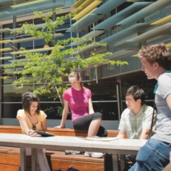 edith-cowan-collage-campus-group-talking-outside-2