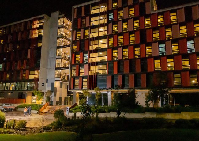 迪肯大學 Deakin University