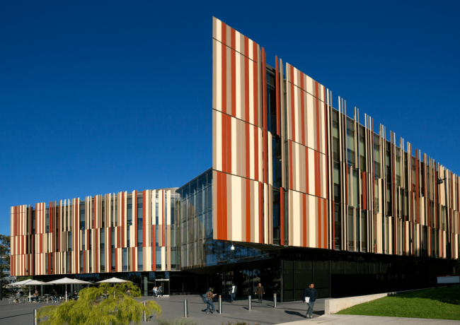 Macquarie University
